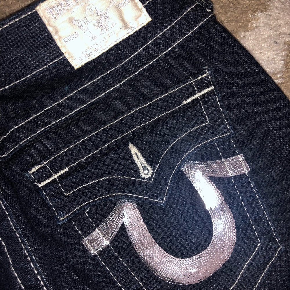WOMEN’S TRUE RELIGION SILVER POCKET JEANS SIZE 29